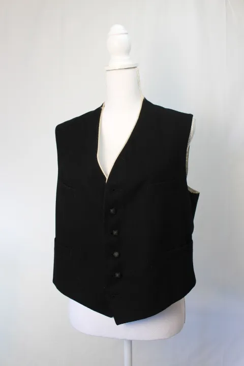 Black Vest - Cotton and Wool ()