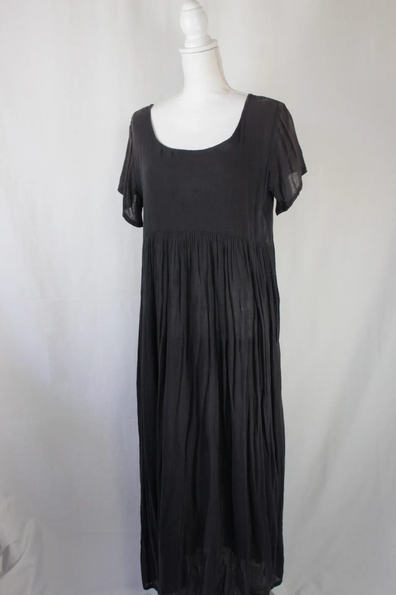 Gray Dress - Scoop Neck 