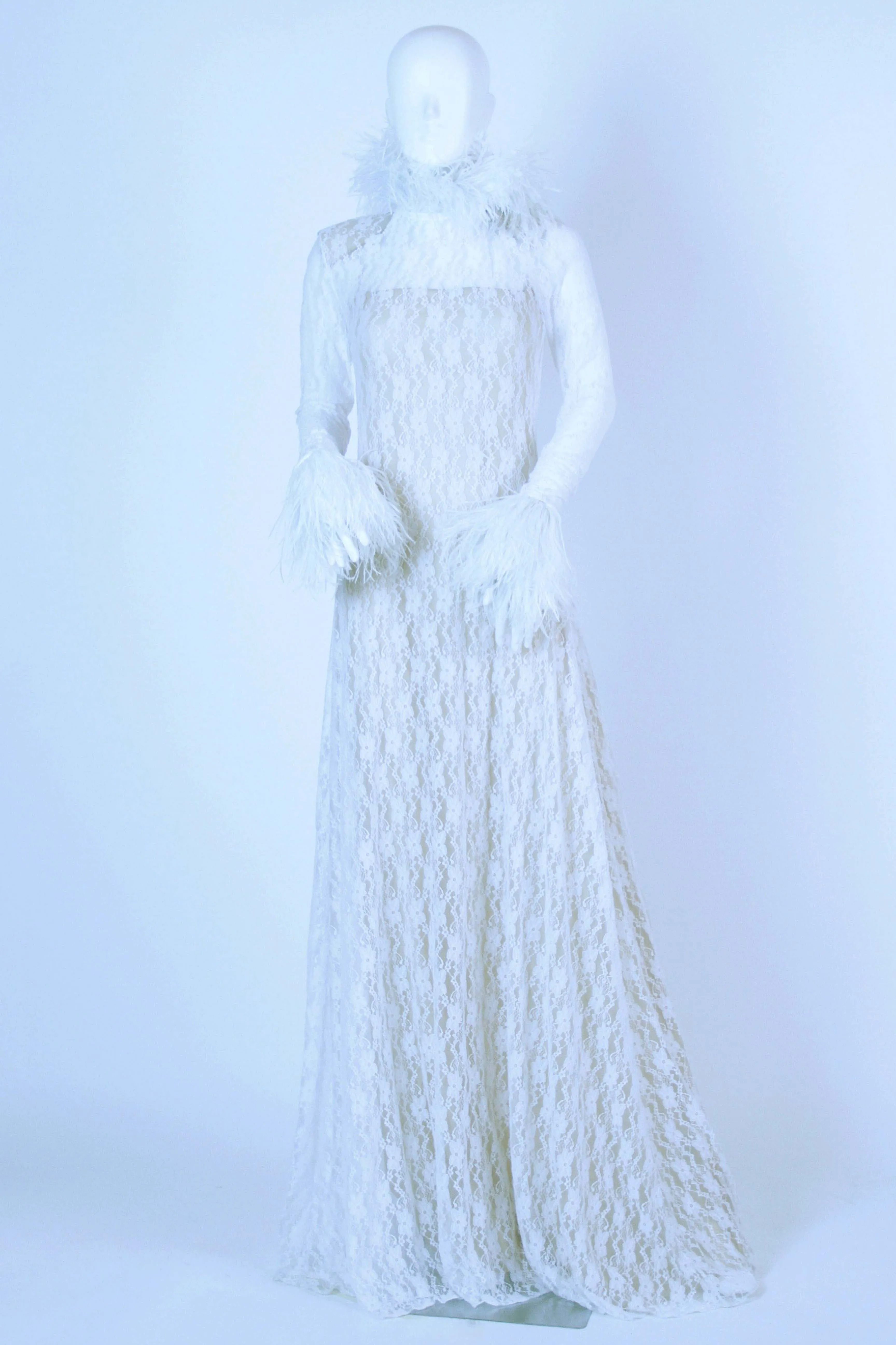 Christopher Kane Lace gown with Ostrich Feathers