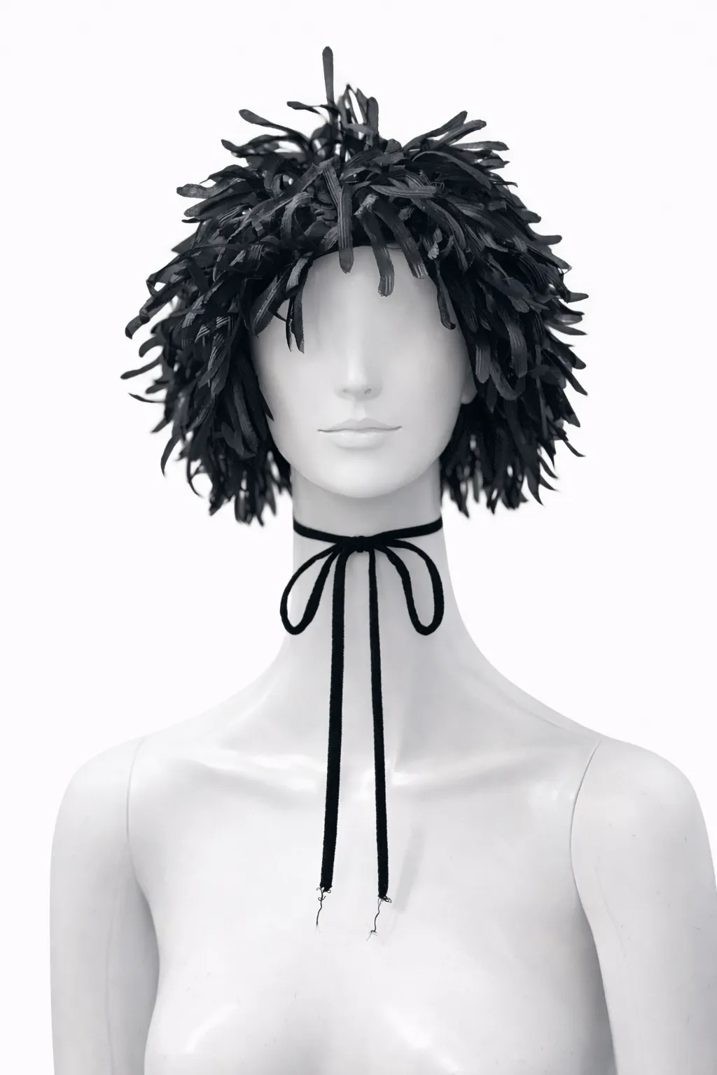 1960s Bonwit Teller Black Raffia Fringe Hat with Velvet Tie