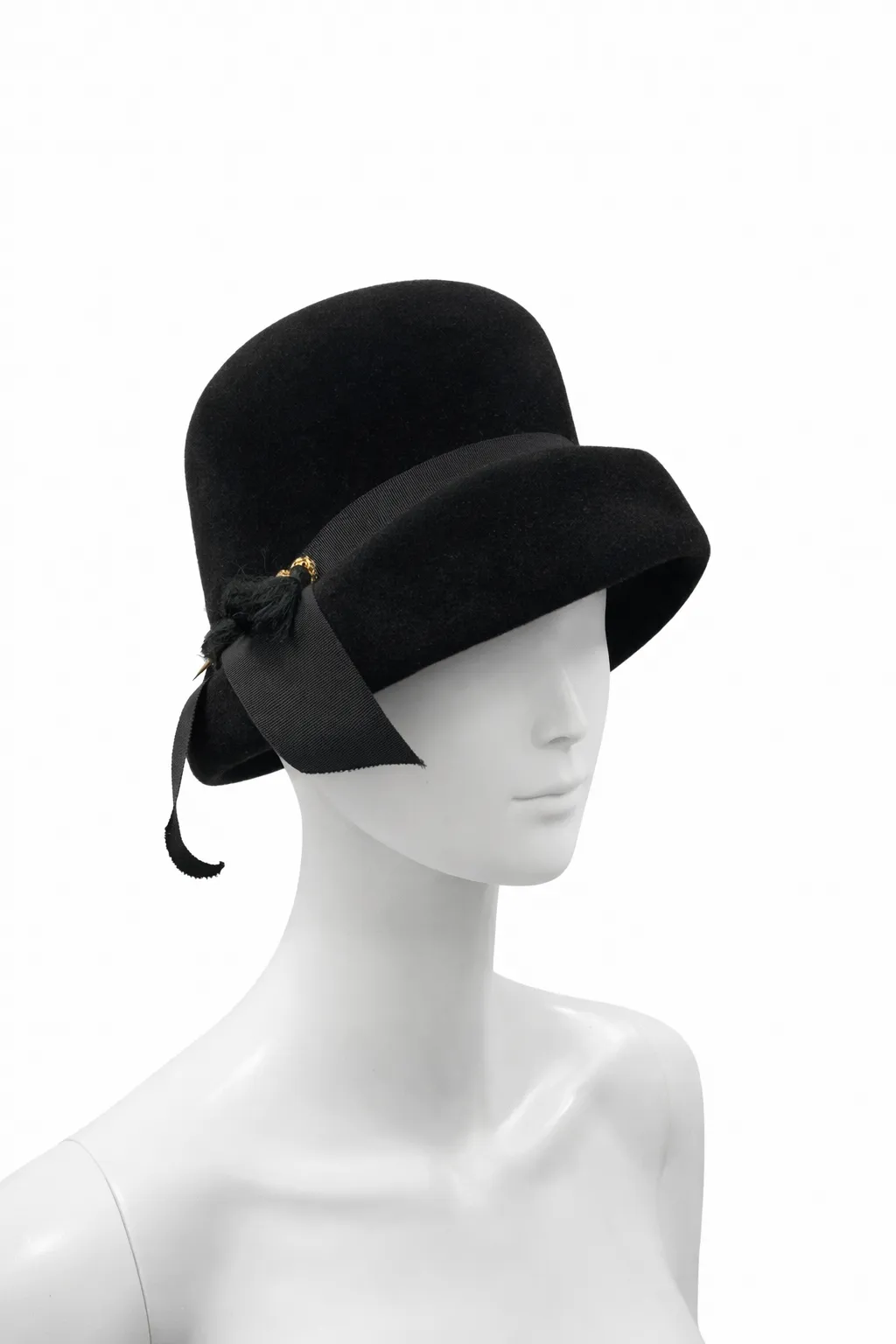 1920s Black Felt Cloche Hat with Grosgrain Bow & Tassel Detail