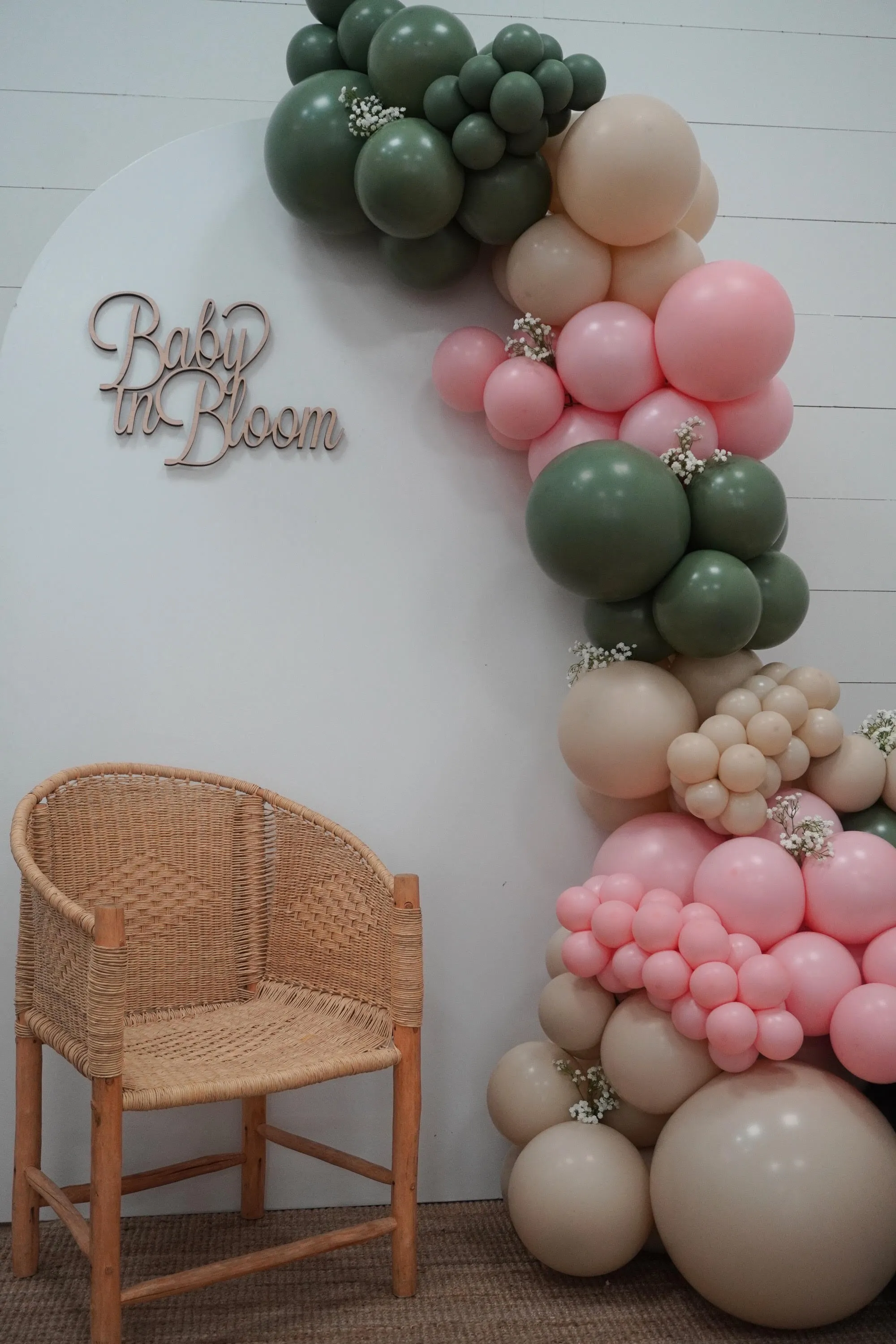 Balloon Garlands & Arches