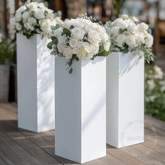 Pedestals & Floral Stands