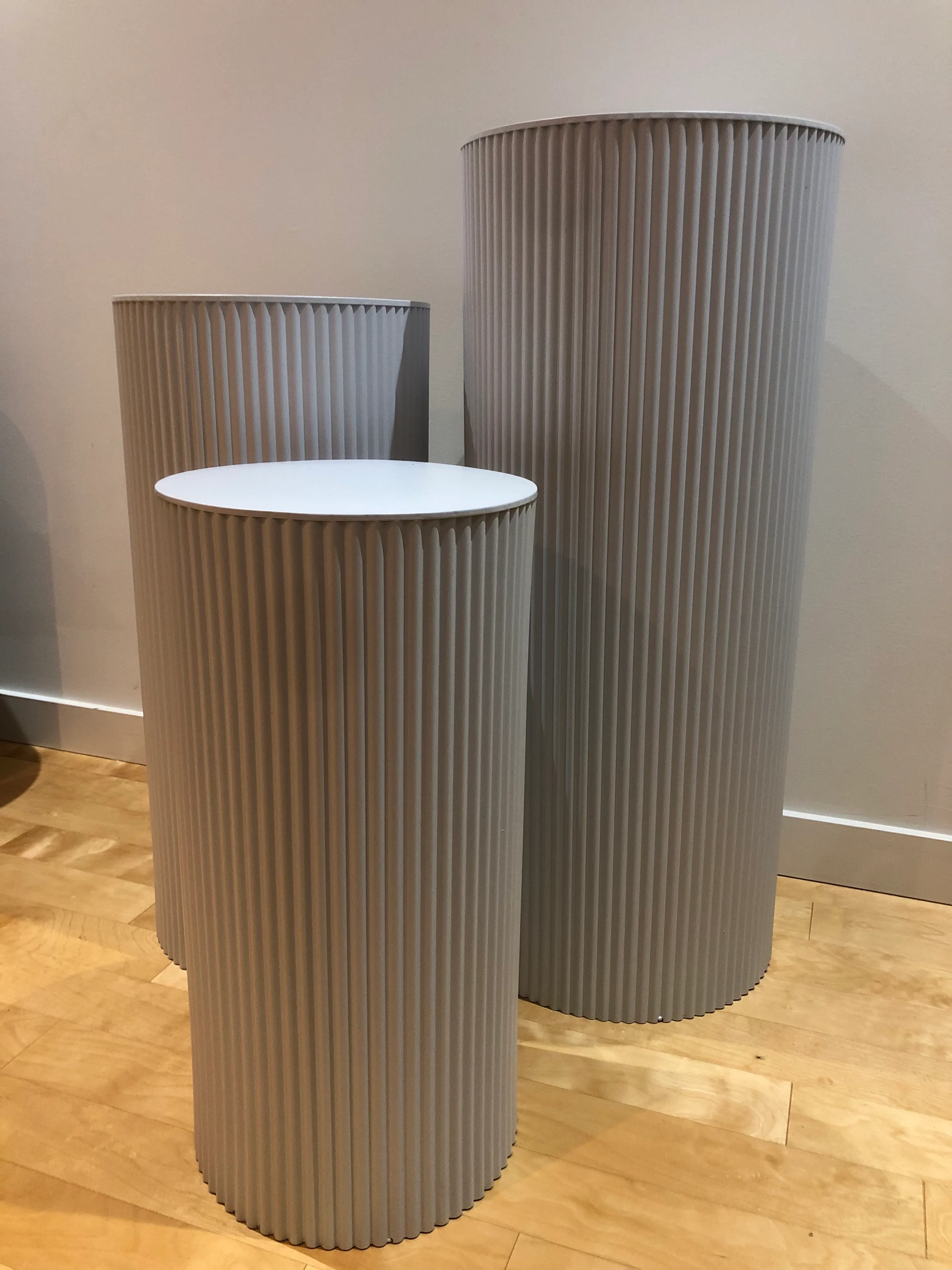 Ribbed Cylinder Event Pillars