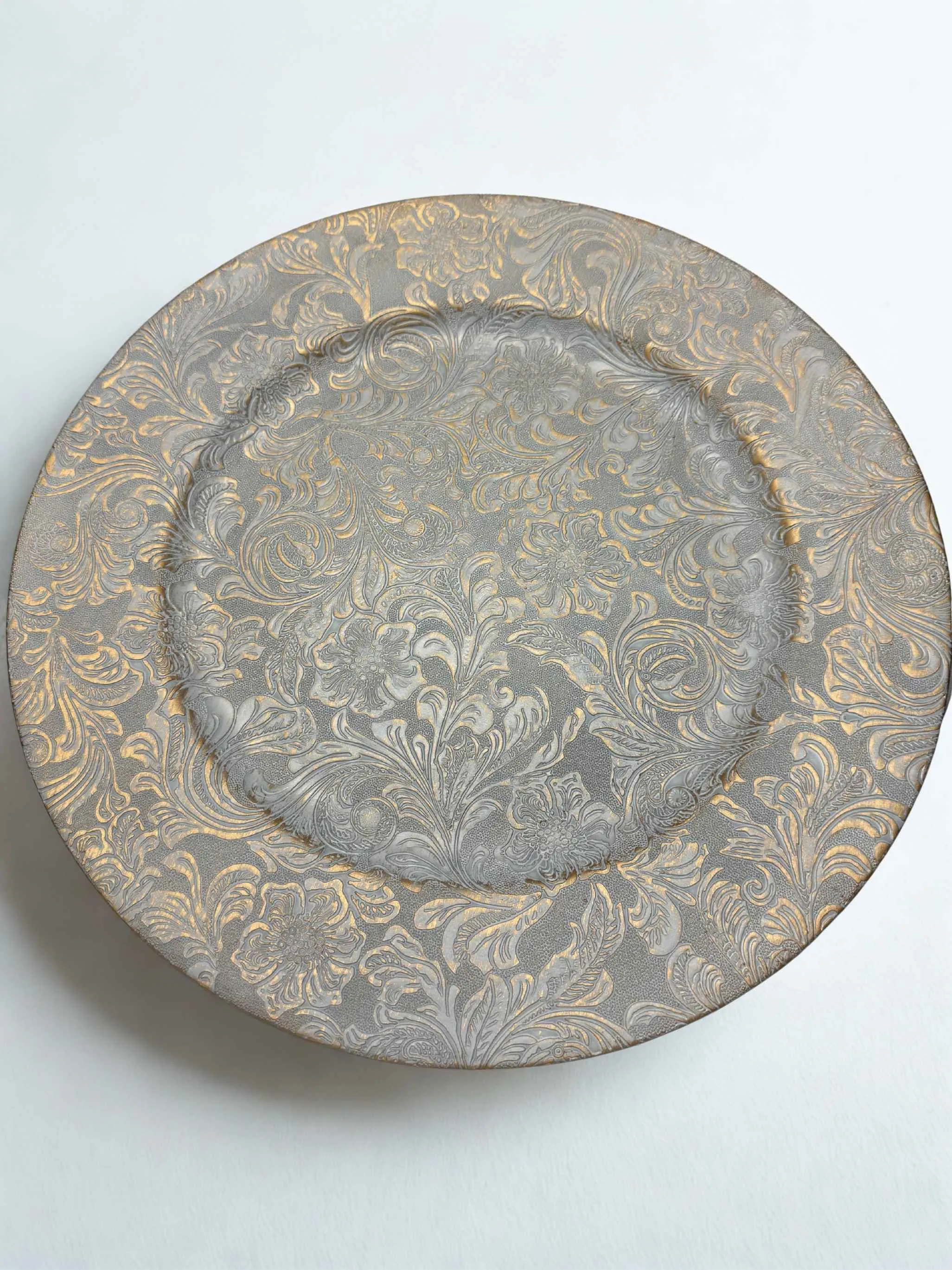 White and Gold Paisley Event Charger Plate