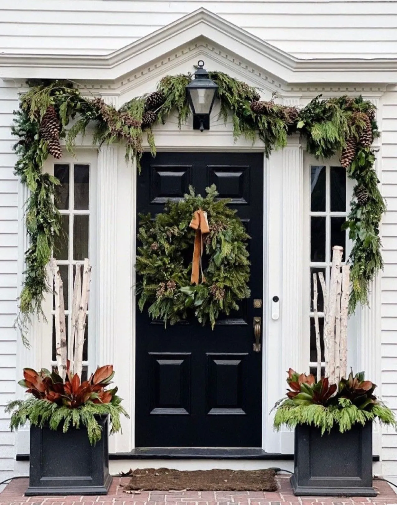 EXTERIOR GARLAND
