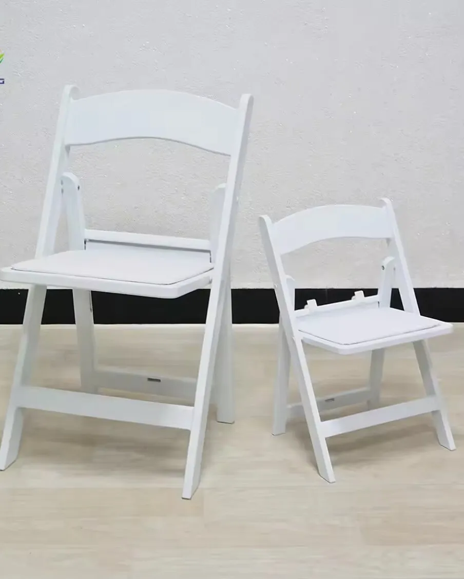 Kid's White Resin Chair