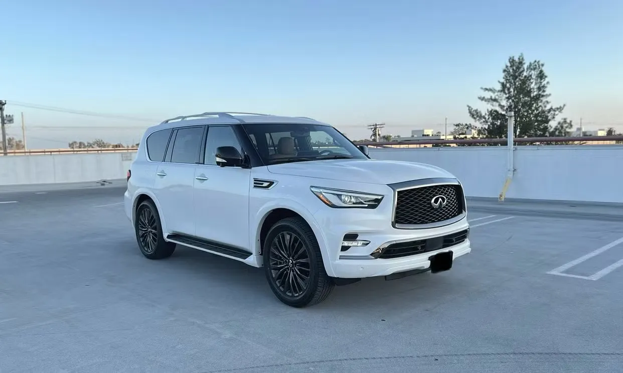 INFINITI QX80 2024