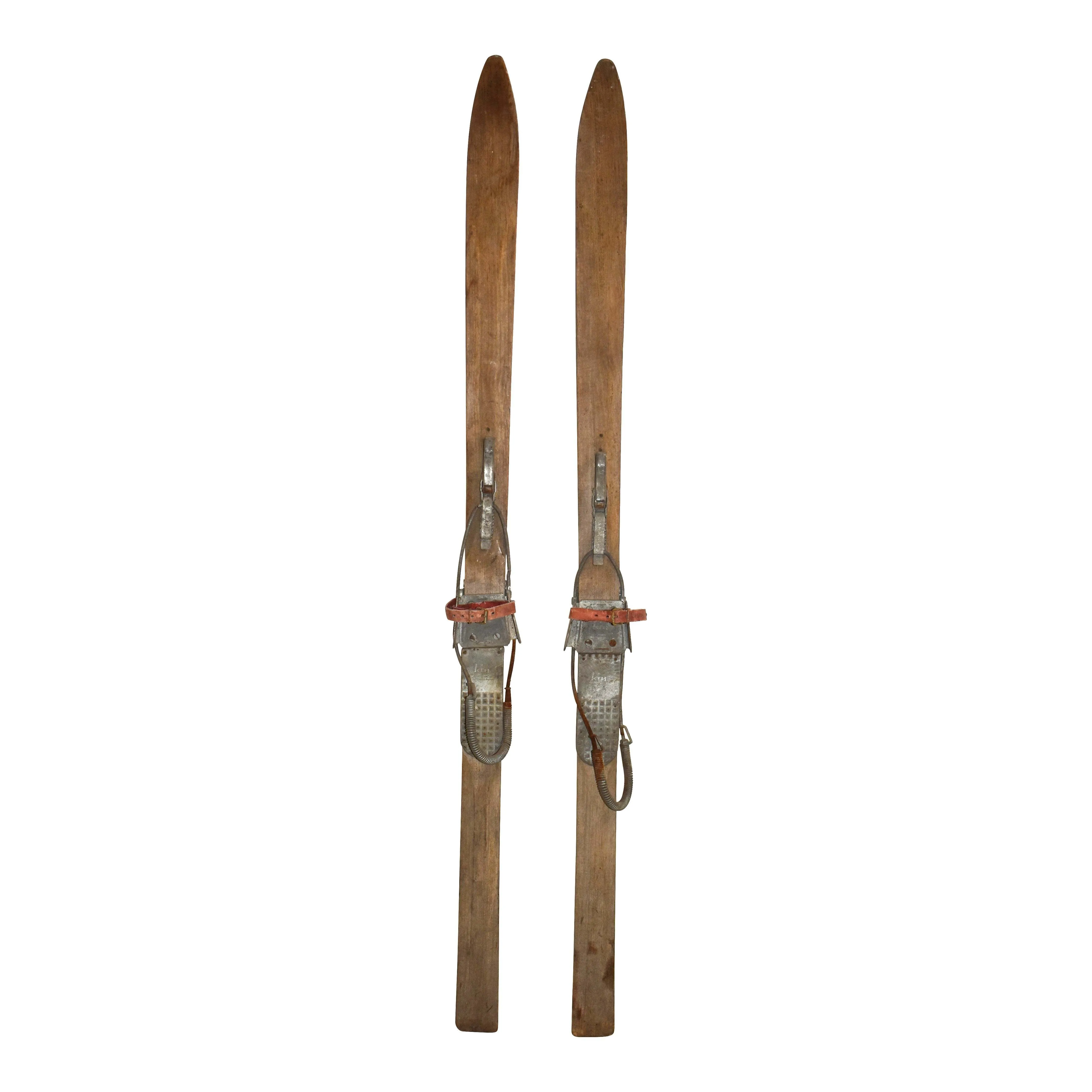 Decoctive Vintage Old Wooden Ski