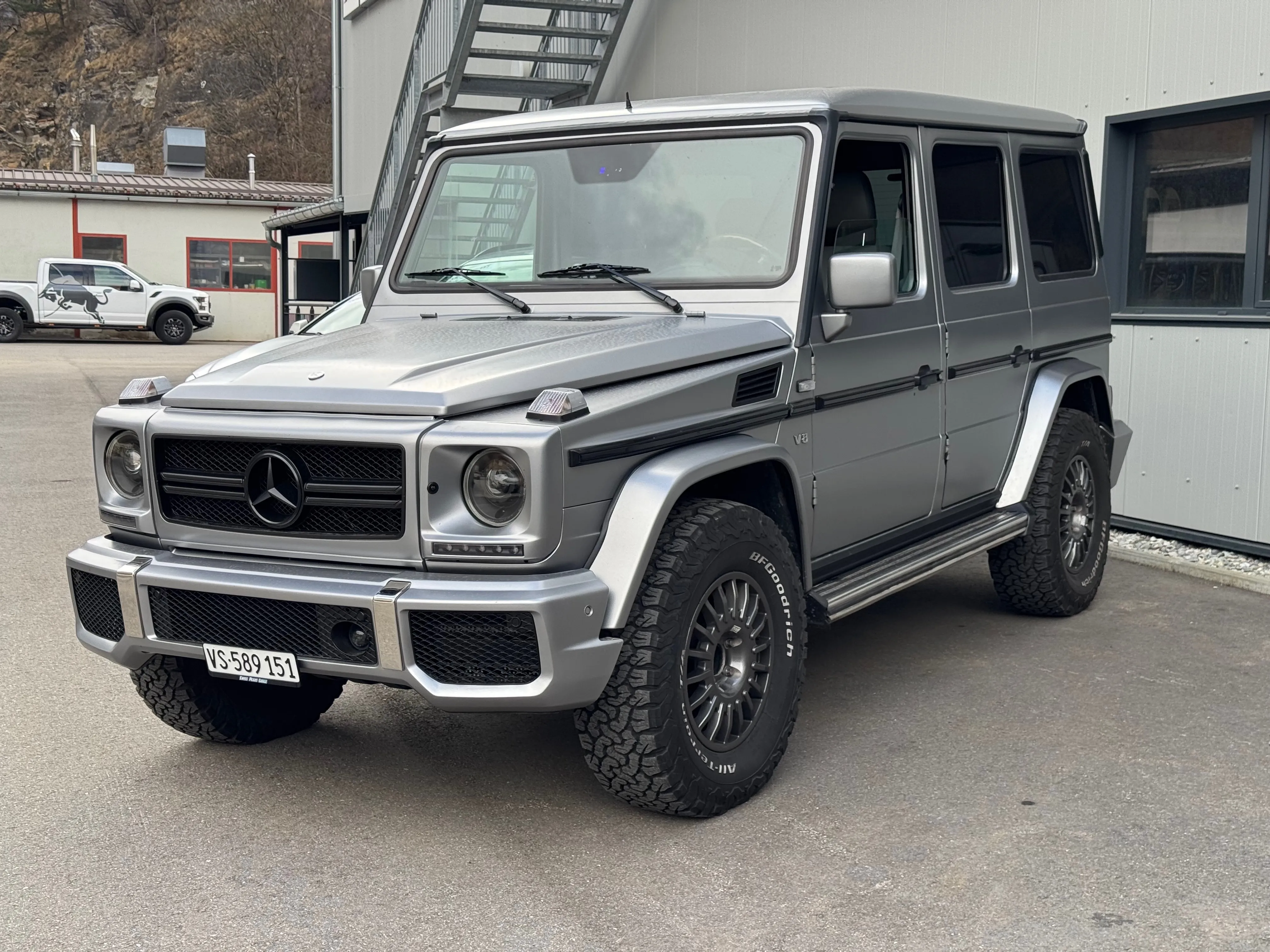 Mercedes G 400