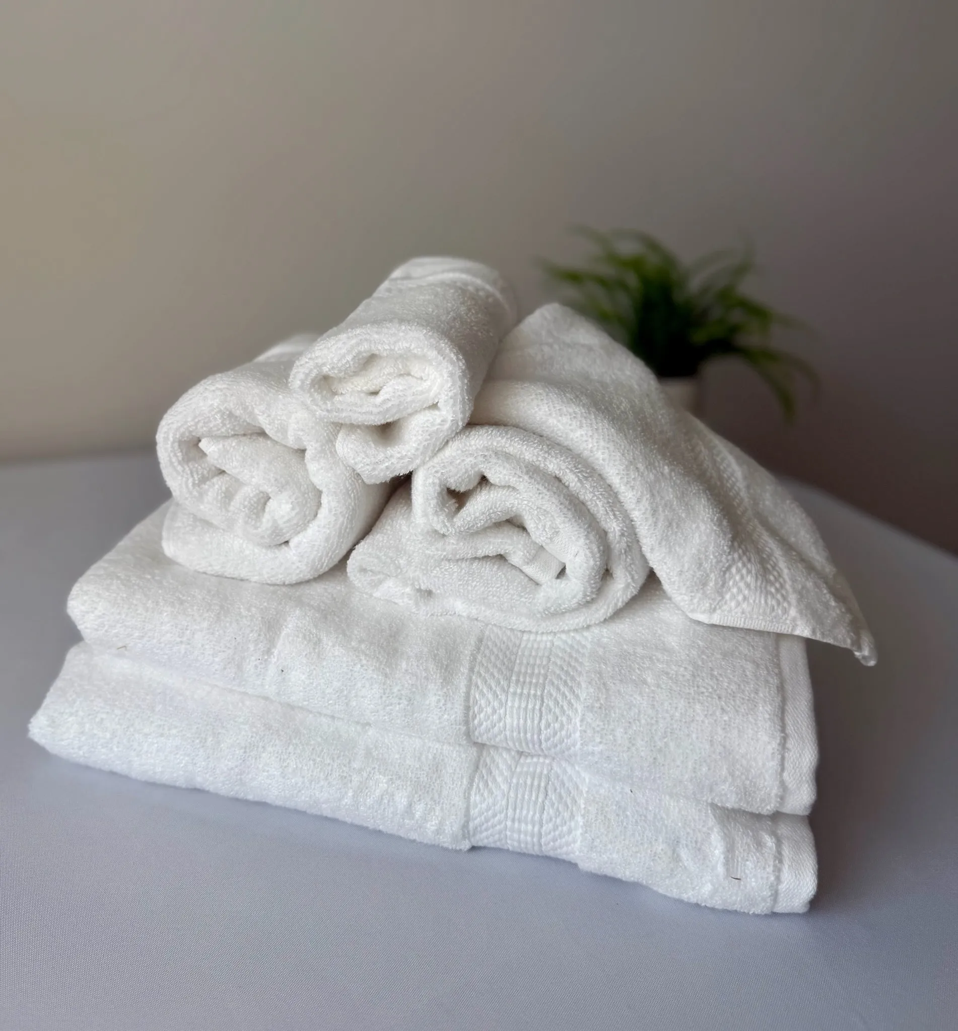 White Towel Set