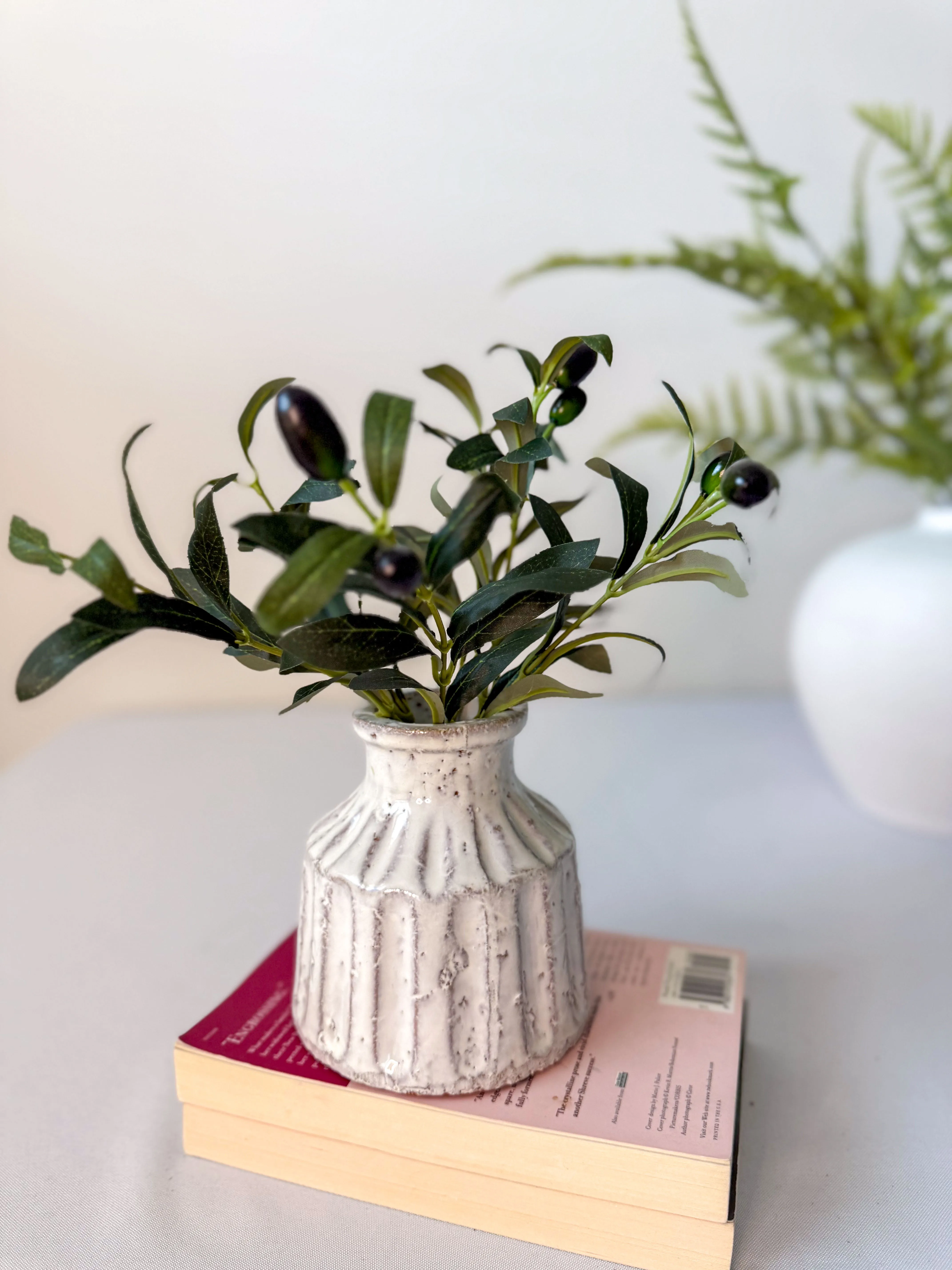 sm Vase with Olive Branch