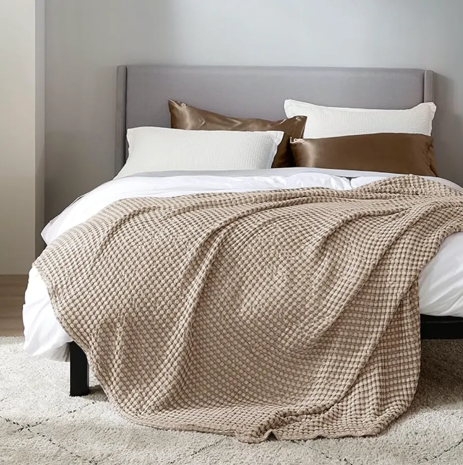 Layering bed blanket king