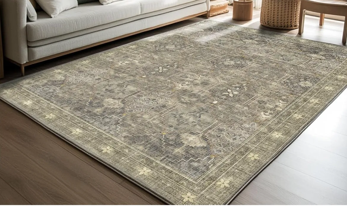 8x10 Rug with Green Color