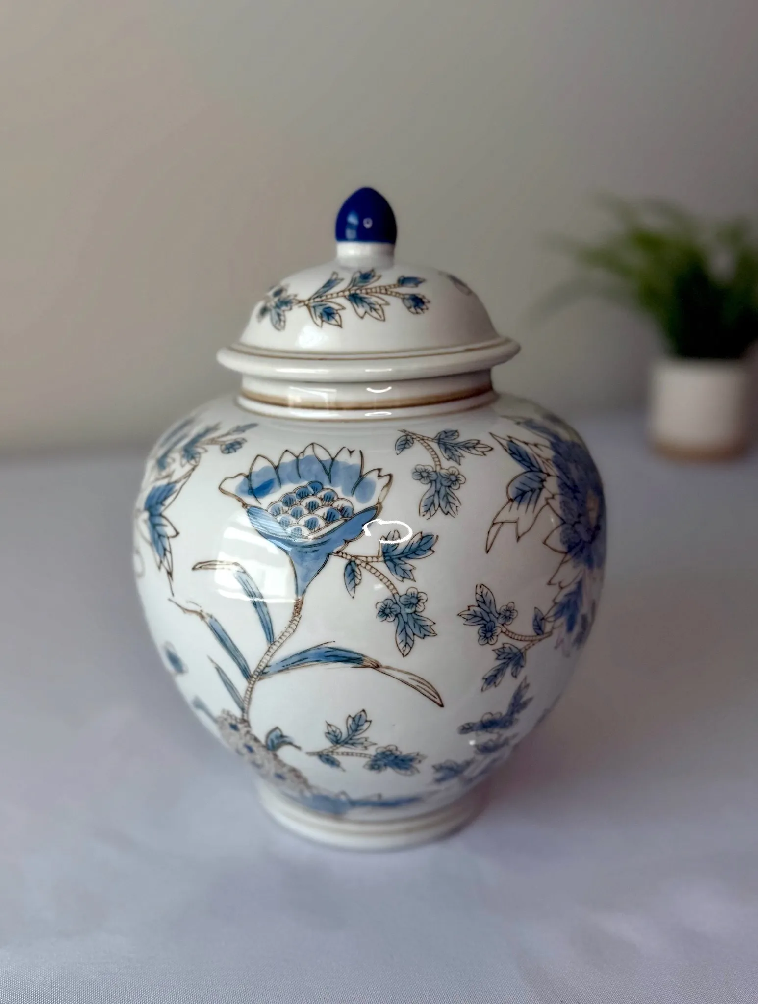 Blue Flower Vase with Lid