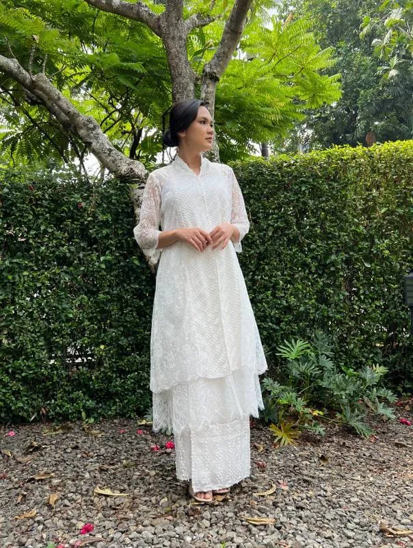 Wedding or Engagement