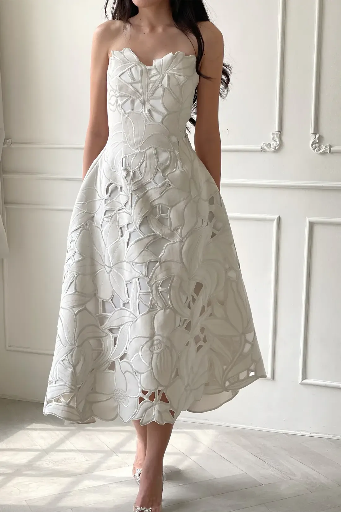 RD-0300 - Touch Up Atelier - Claudy Dress in White size XXS