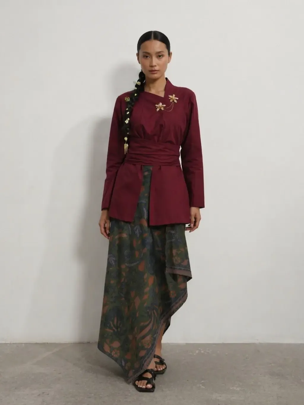 RD-0538 - Mera & Jenar - Silarwati Top in Red