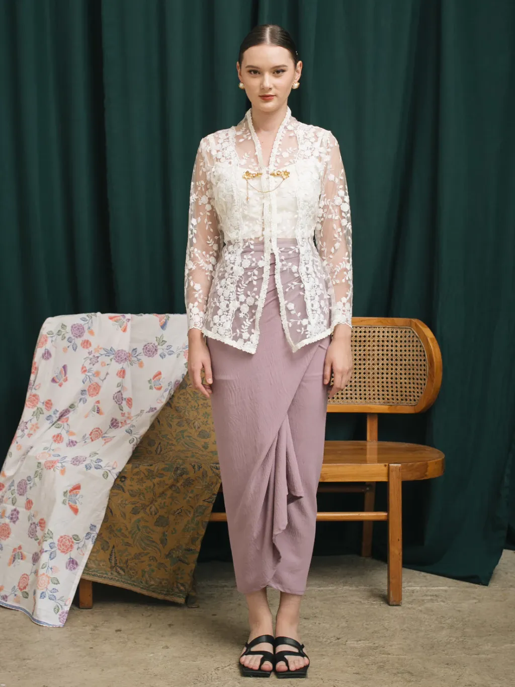 RD-0117 - Mera & Jenar - Rinenggo Set