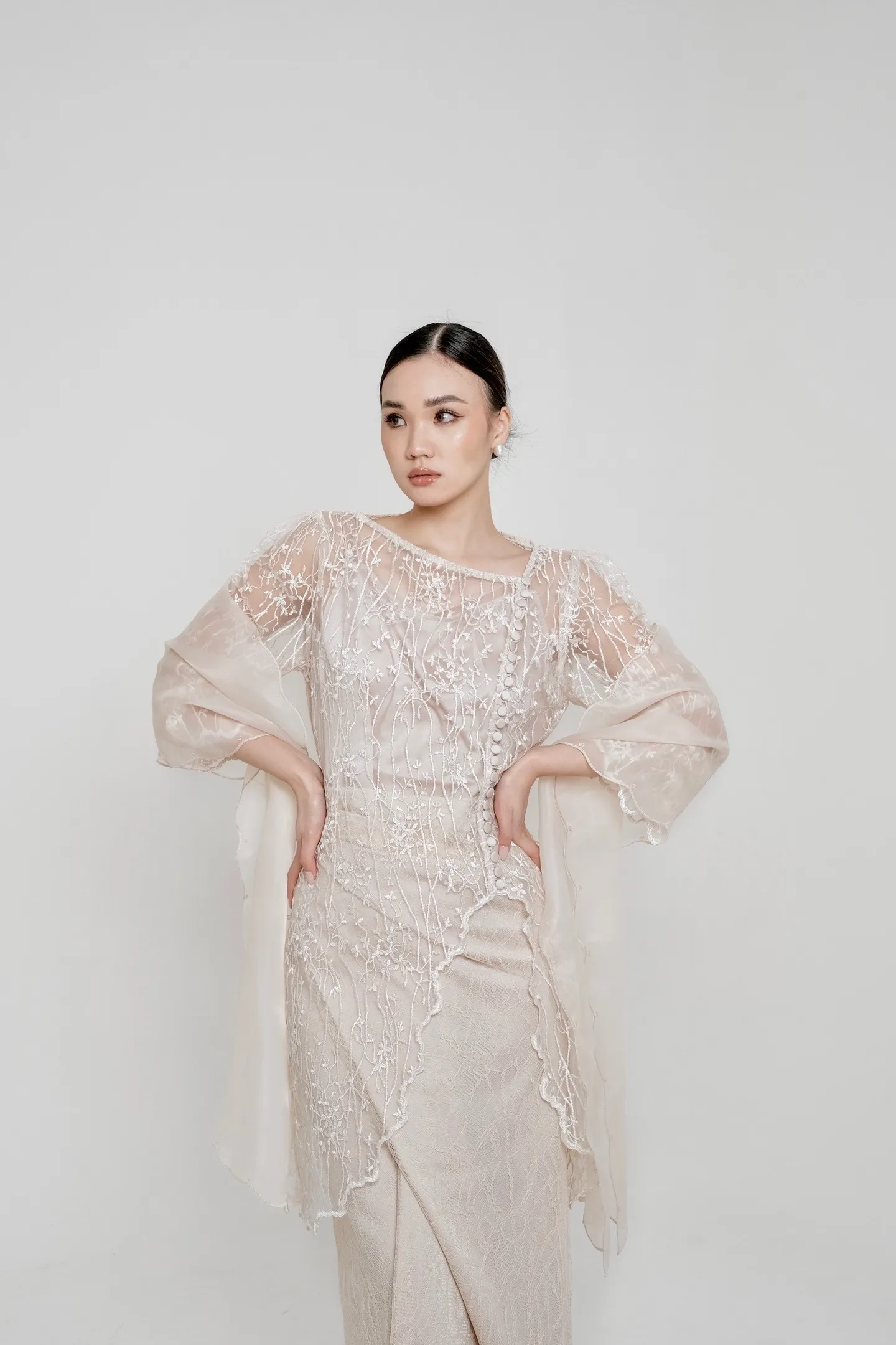 RD-0282 - Embara - Melioara Kebaya Set in Cream