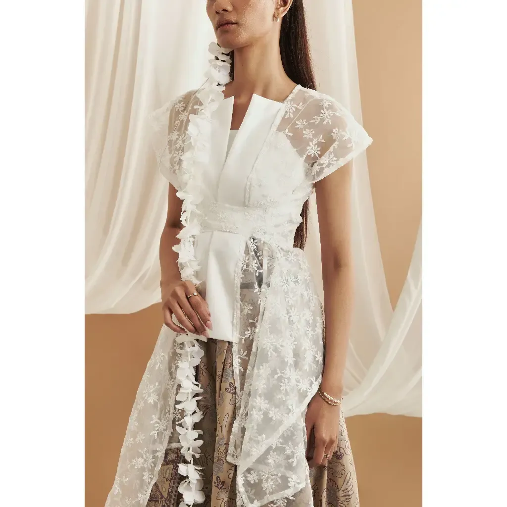 RD-0427 - Dewi Roam - Wirama Vest 