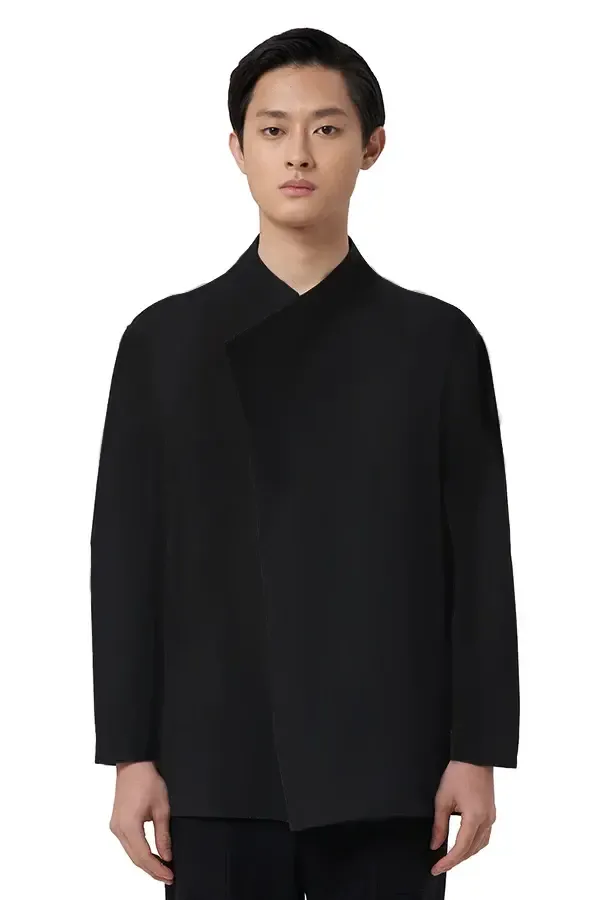 RM-0018 - Jan Sober - black loose shirt with pleats openning