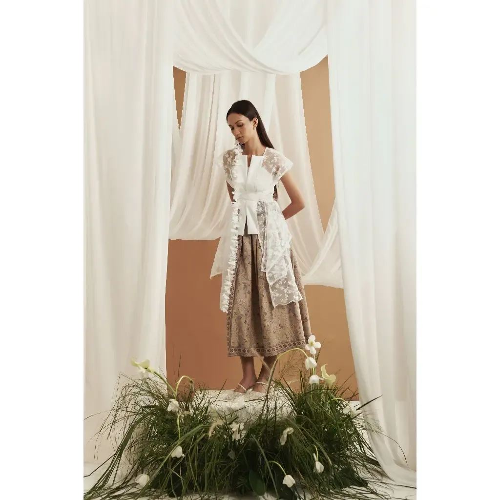 RD-0427 - Dewi Roam - Wirama Vest 