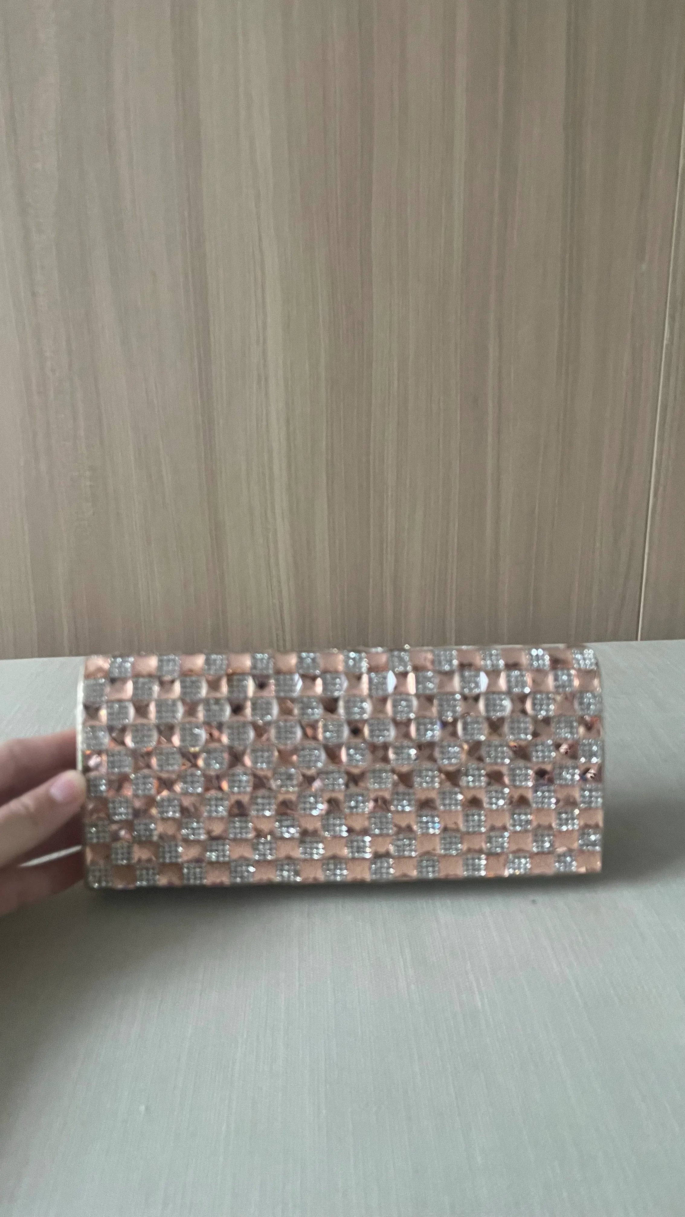 C-0009 - Vivienne Clutch