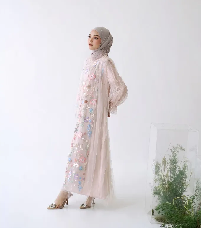 RD-0090 - Aura Label - Roseanna Dress in Soft Pink