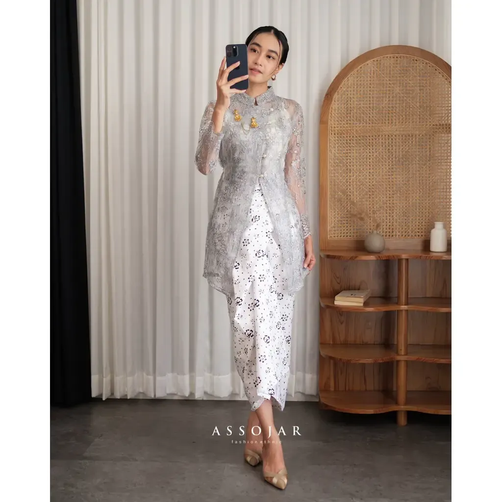 RD-0259 - Assojar - Tirani Kebaya Janggan in Grey