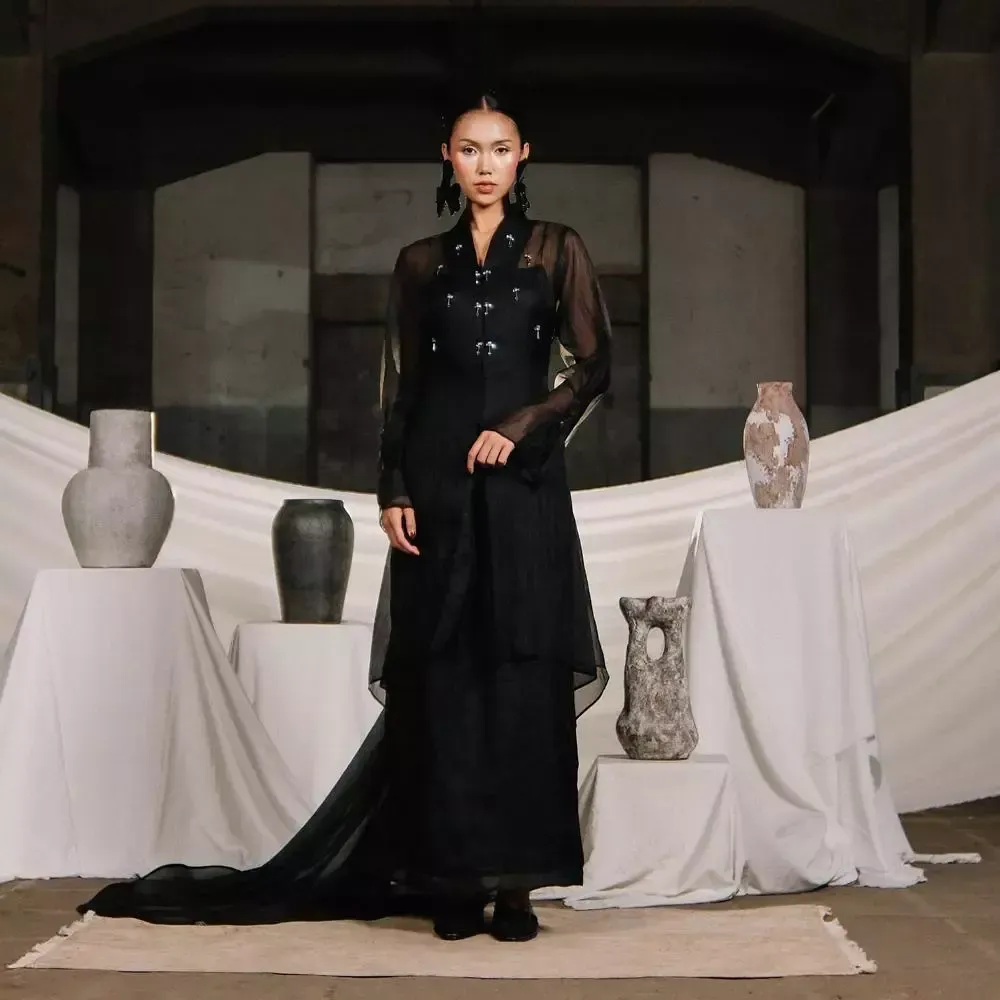 RD-0450 - Cekhas Prive - Sorai Tunik in Black