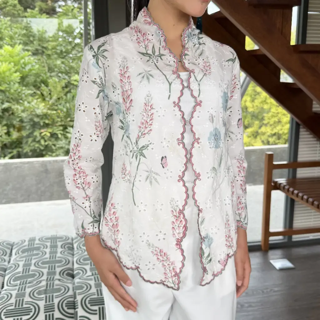 RD-0540 - Menona - Kebaya Encim size S