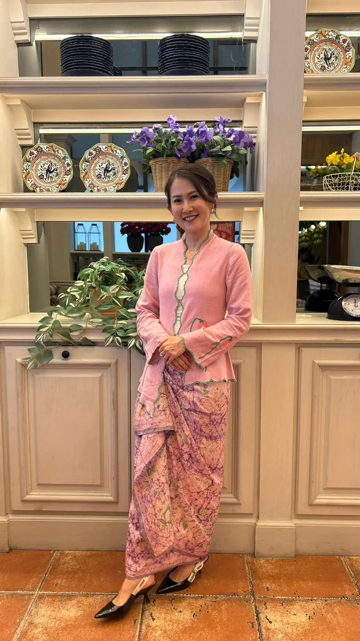 RD-0279 - Merona - Kebaya Kuntum Rose