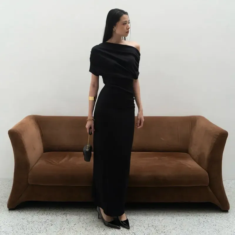 RD-0247 - Rooha - Pamela Dress in Black