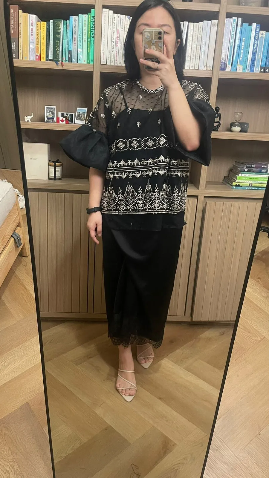 RD-0127 - Dewi Roam - Maudy Set in Black