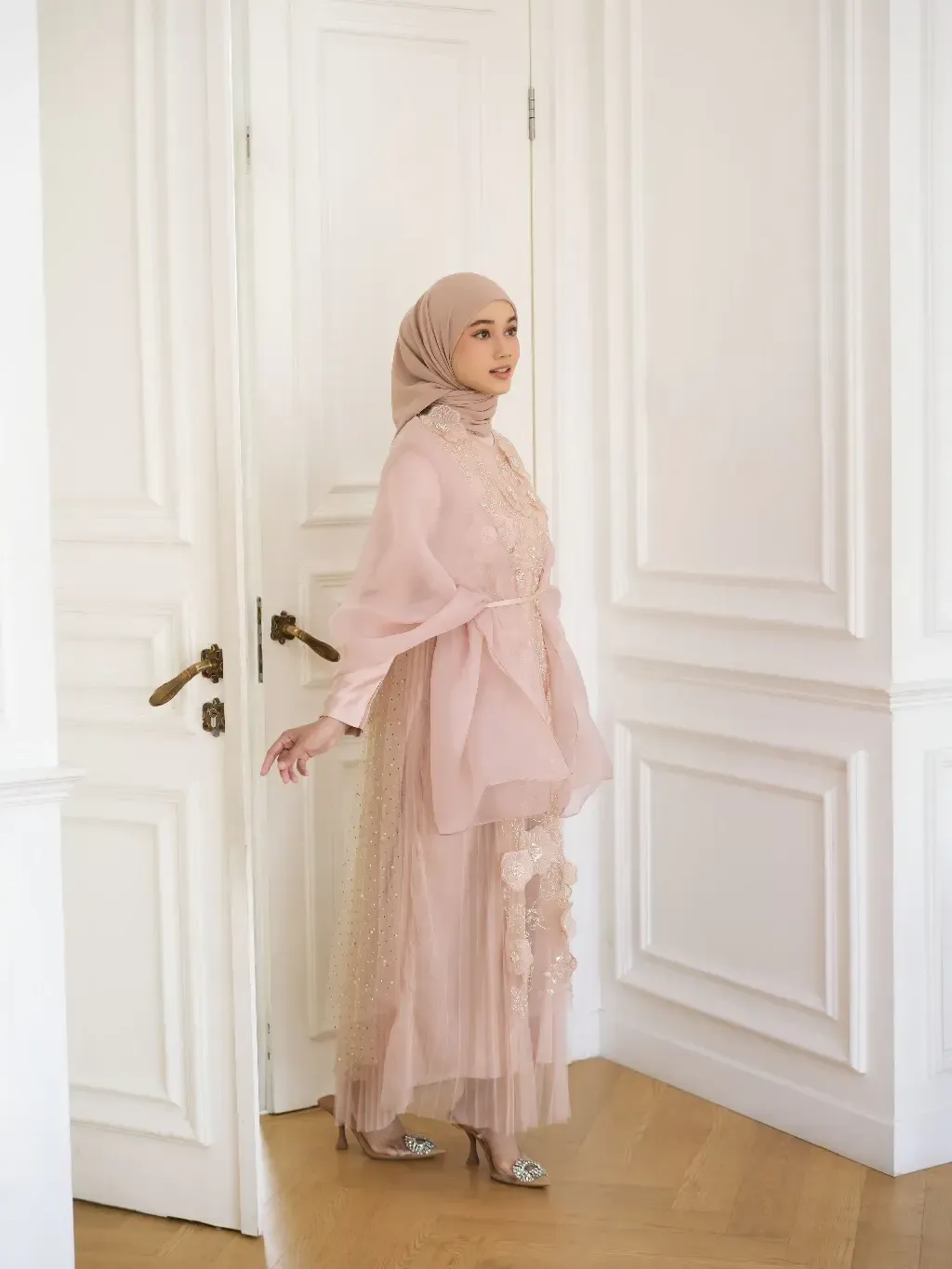 RD-0252 - Aura Label - Mimosa Dress In Soft Peach