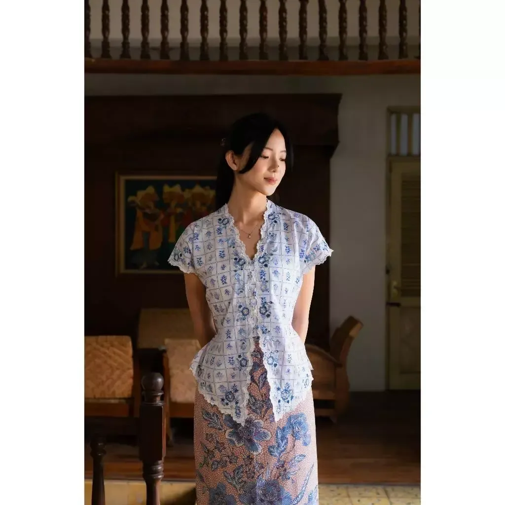 RD-0574 - Dewi Roam - Porcelain Top 