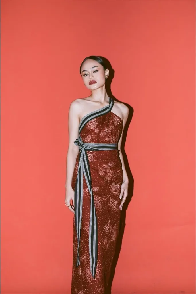 RD-0110 - Senja Studio - Merah Lasem Multiway