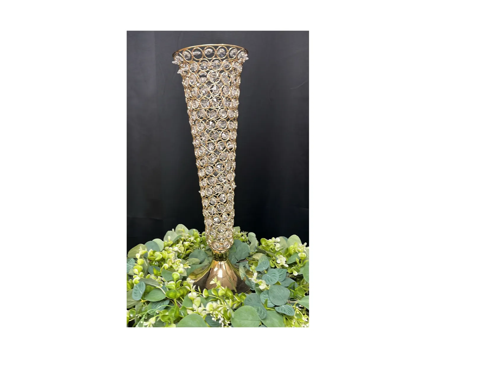 GOLD TRUMPET VASE TALL