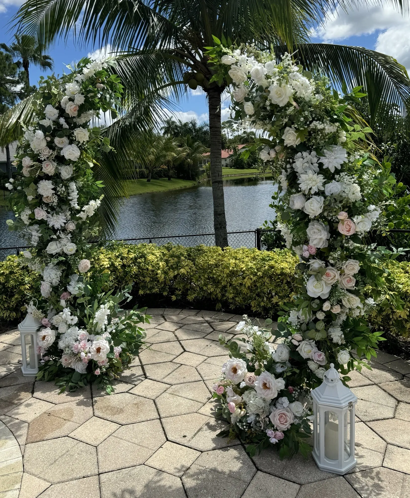Pillar Arch - Faux Florals - 6ft White & Blush Florals