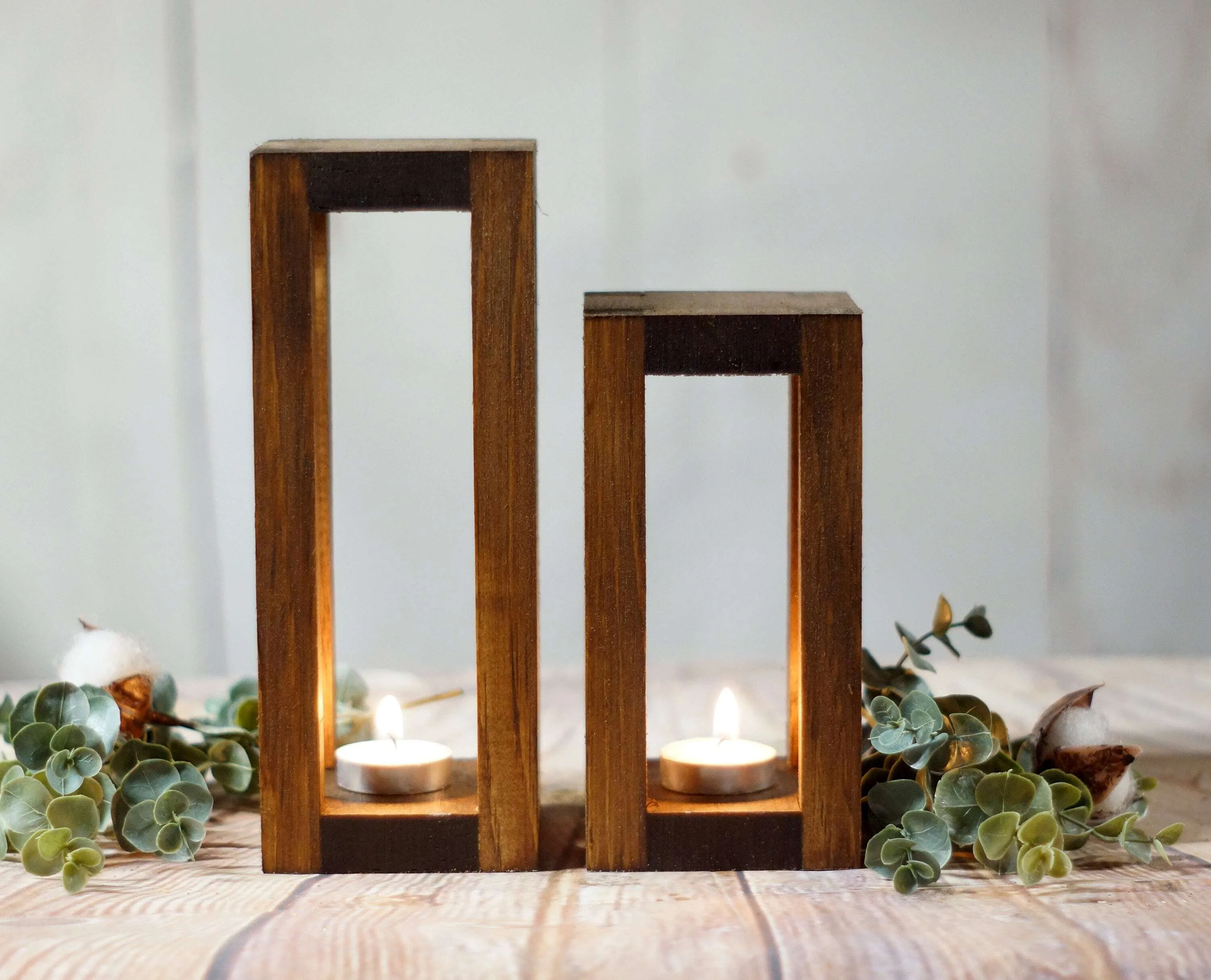 Décor - Candles, Candle Holders, Lanterns, Table Numbers & Wood Slices collection image