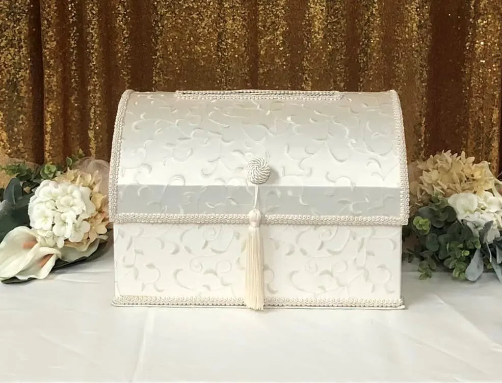 Card Box - Majestic