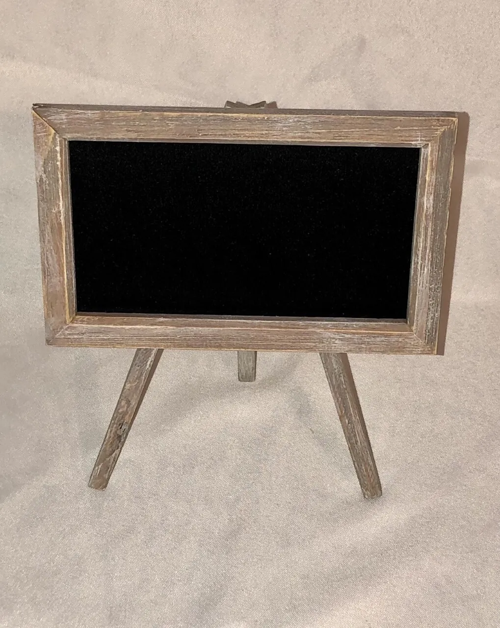 Wooden Mini Chalkboard Easel