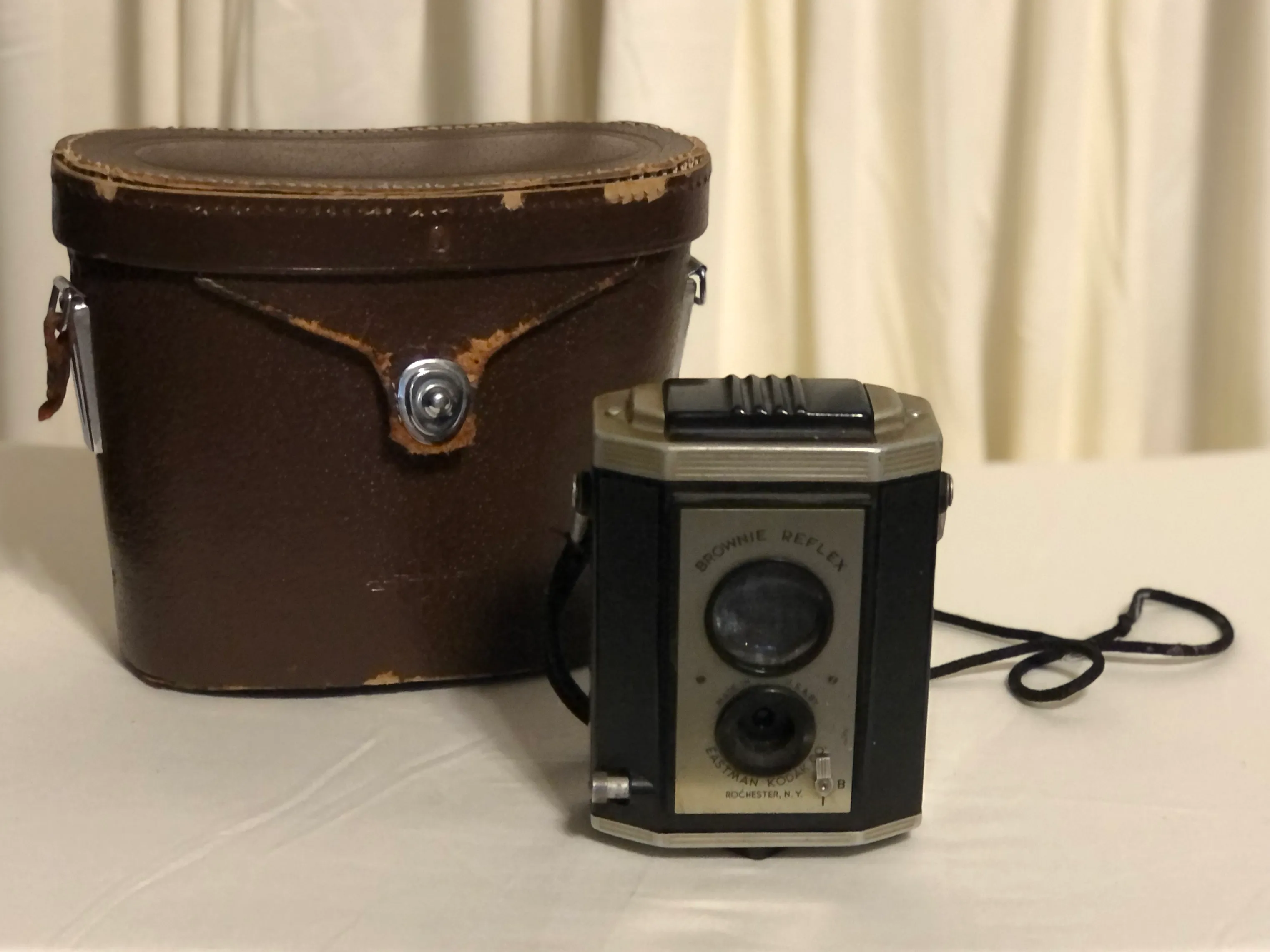 Prop - Vintage Brownie Reflex Camera