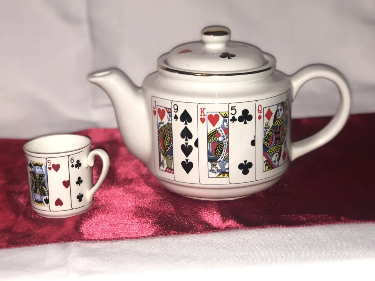 Tea Set - Playing Cards Teapot and Cup