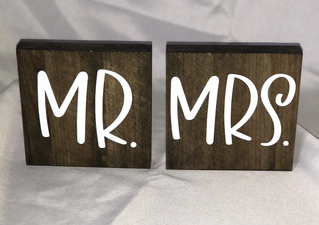 MR MRS Wood Blocks Set