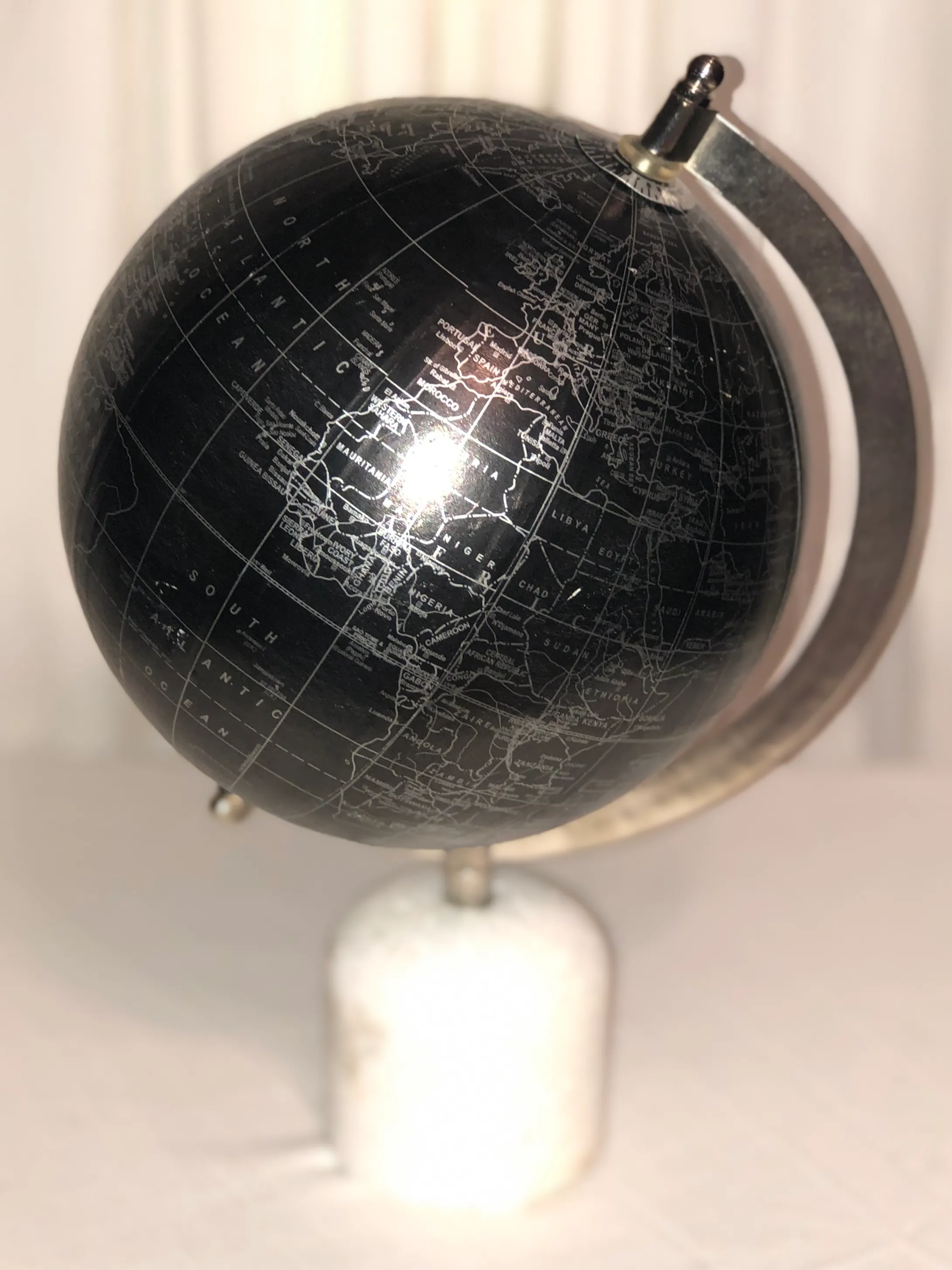 Globe - Black with Silver Trim