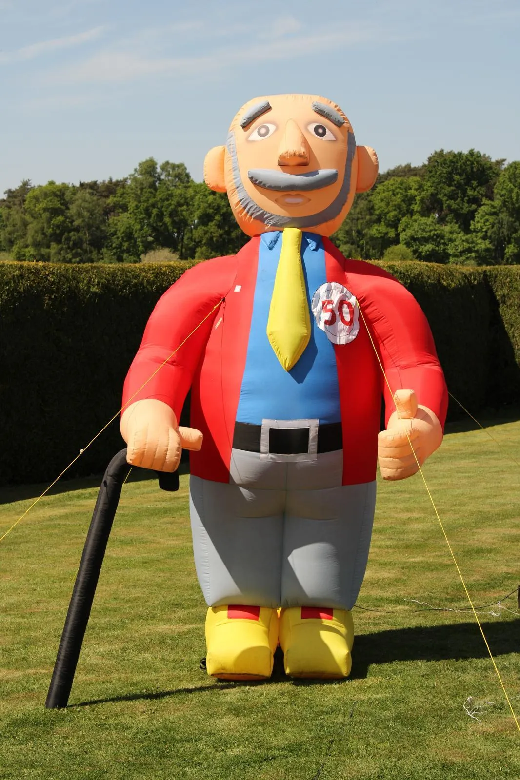 opblaaspop Abraham met stok rood