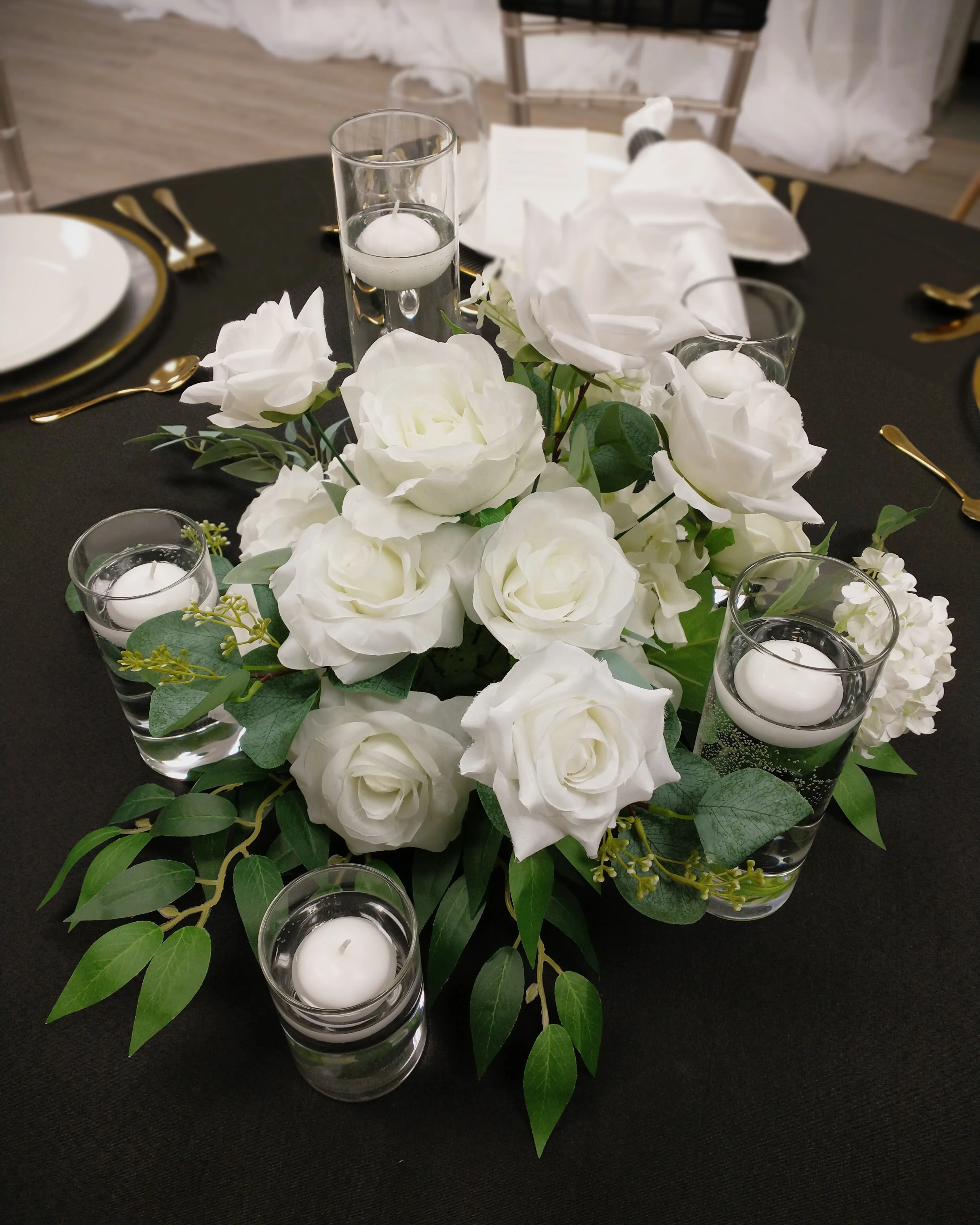 Lunara Floating Candle Centerpiece