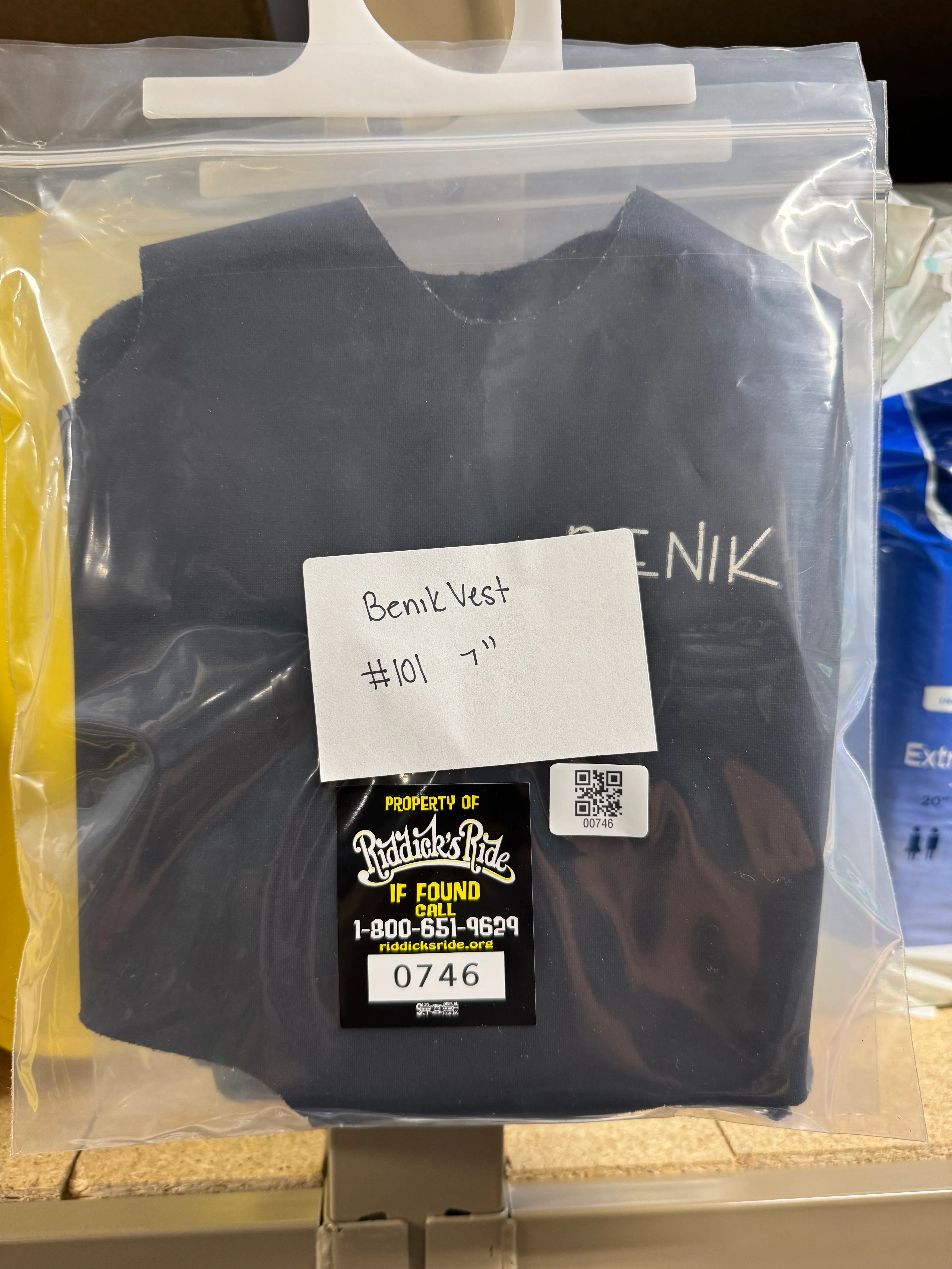 BENIK VEST V101 #0746